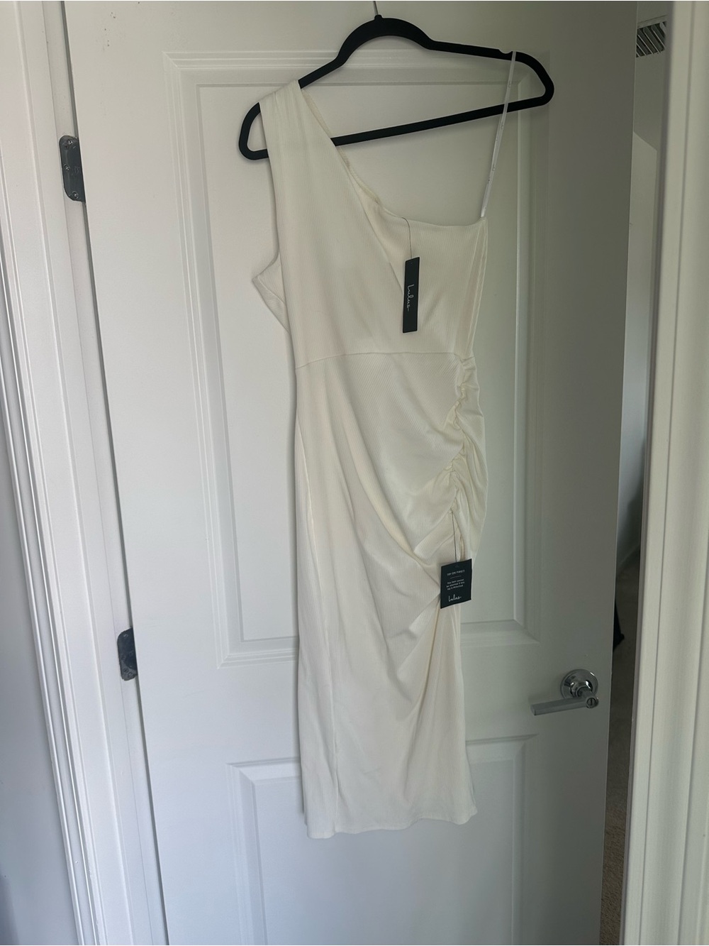 Lulu's Ivory One-Shoulder Ruched Midi Dress